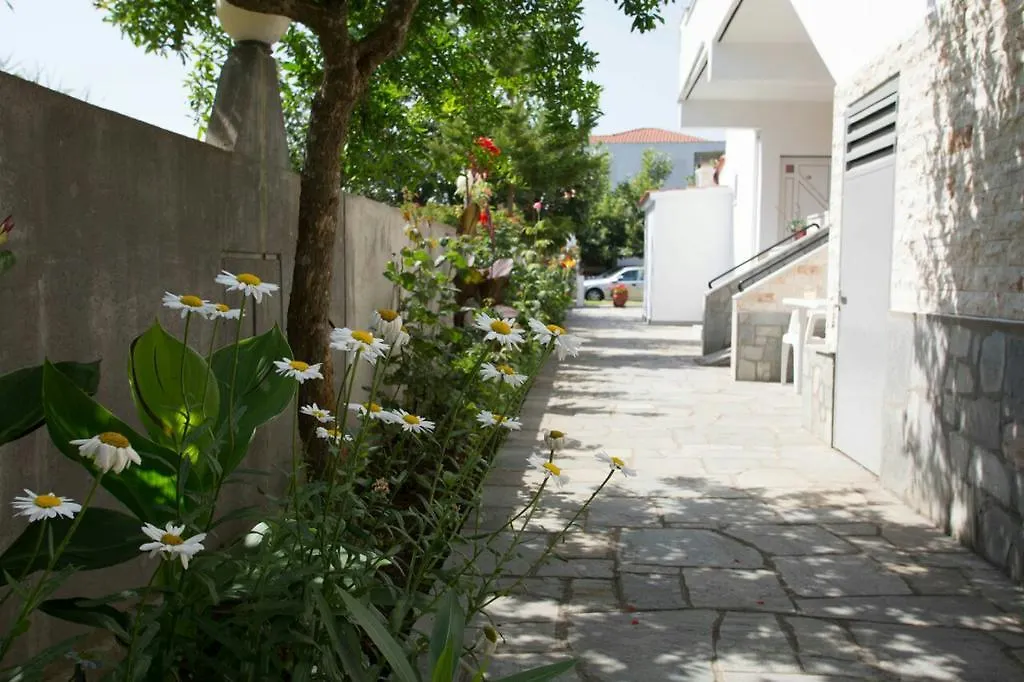 Apartment Ferienwohnung Gramatiki House Néos Marmarás